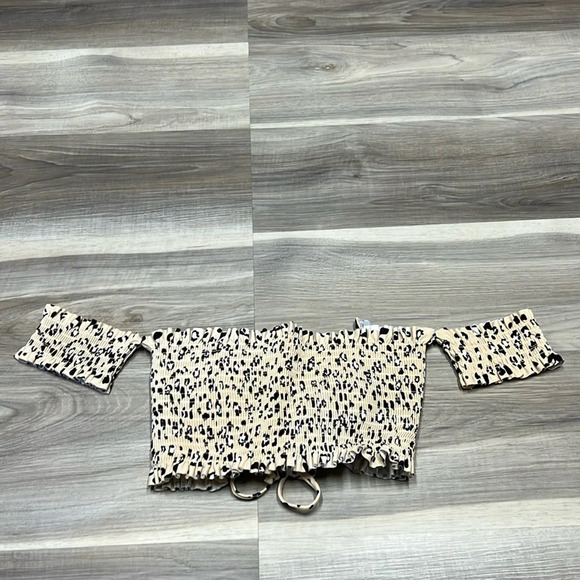 Xhilaration crop top  size small - Picture 1 of 6